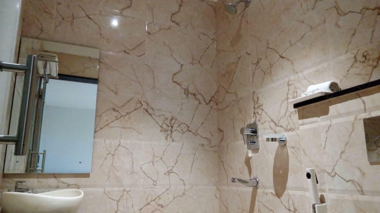 Kings Crown Salt Lake Kolkata Exterior photo