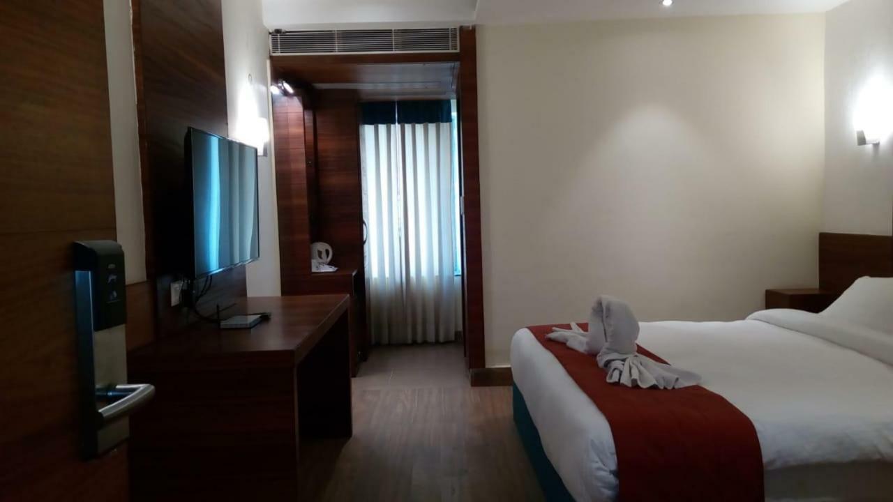 Kings Crown Salt Lake Kolkata Exterior photo