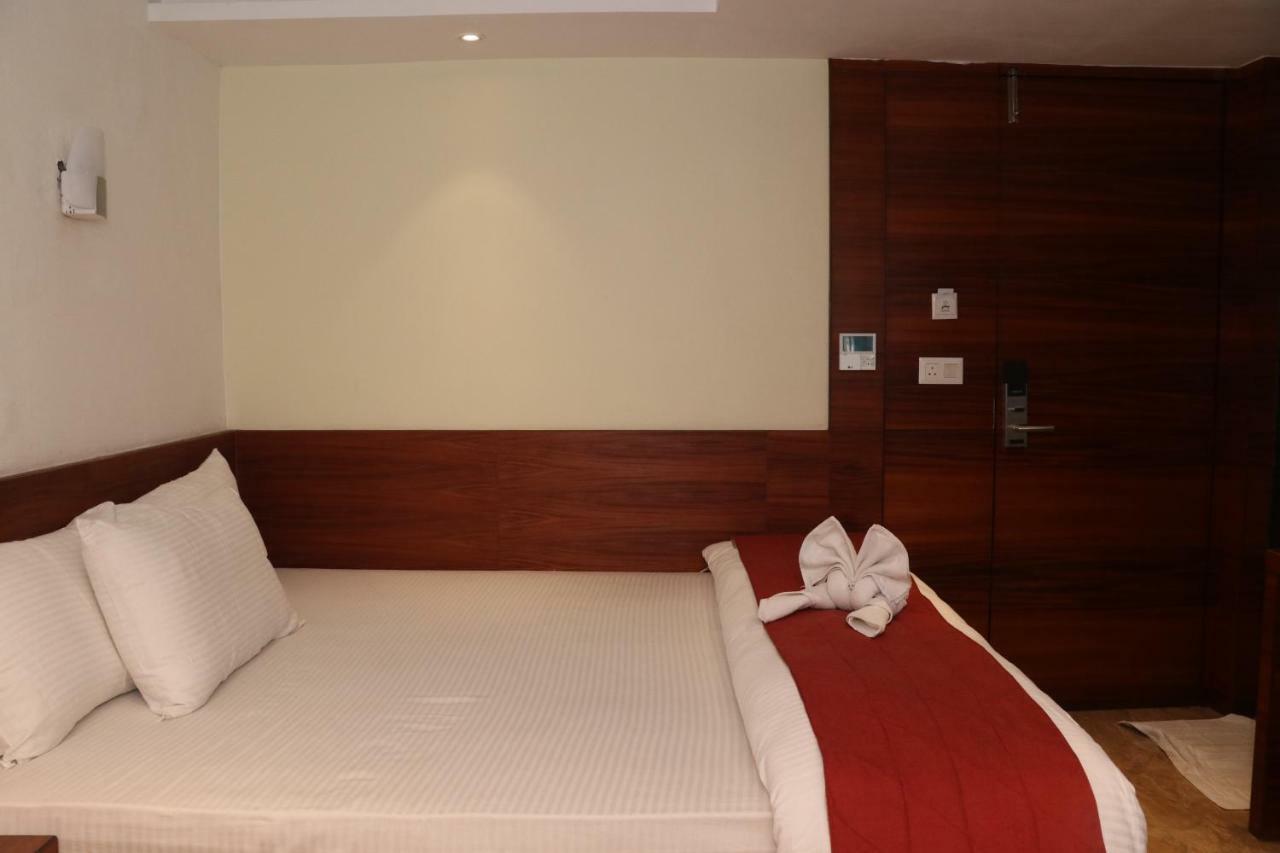 Kings Crown Salt Lake Kolkata Exterior photo