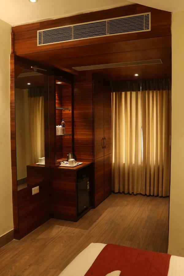 Kings Crown Salt Lake Kolkata Exterior photo